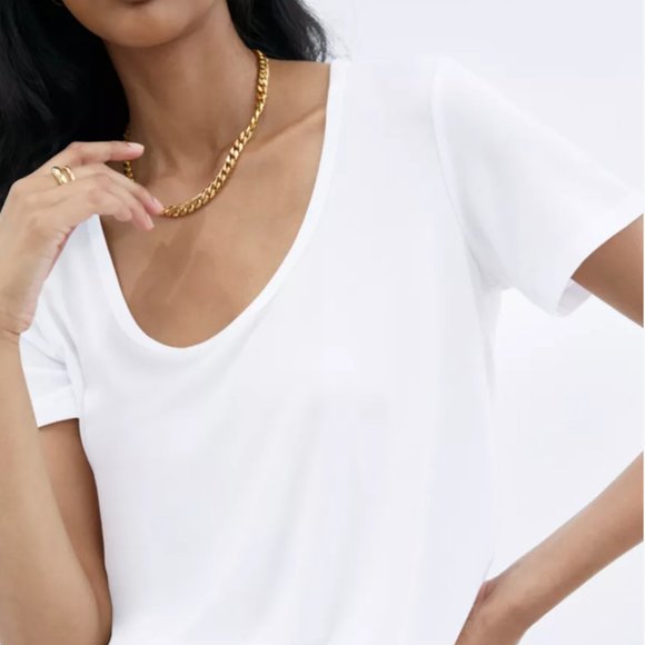 Wilfred Chablis White Scoop-neck t-shirt - NWT - Picture 3 of 8